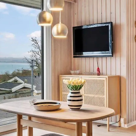 Fy404-middelfart-klintholmvej-62 Holiday home *